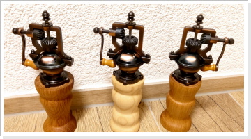 Pfeffermühlen mit Nostalgie Mahlwerk Fr. 48.- Pfeffermühlen mit Nostalgie Mahlwerk Fr. 48.-